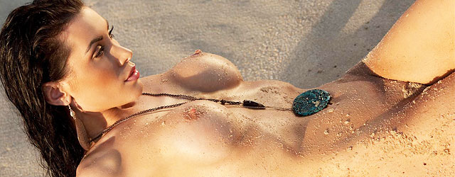 Kristy Joe Muller Posing Nude At The Beach
