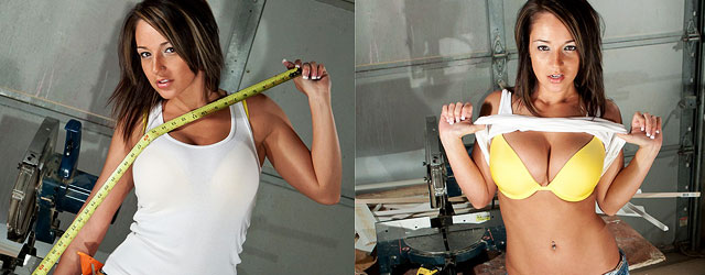 Nikki Sims Gets Naked In The Garage