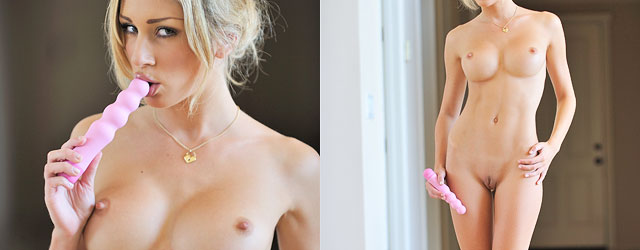 Stunning Blonde Julia Crown Naked At Home